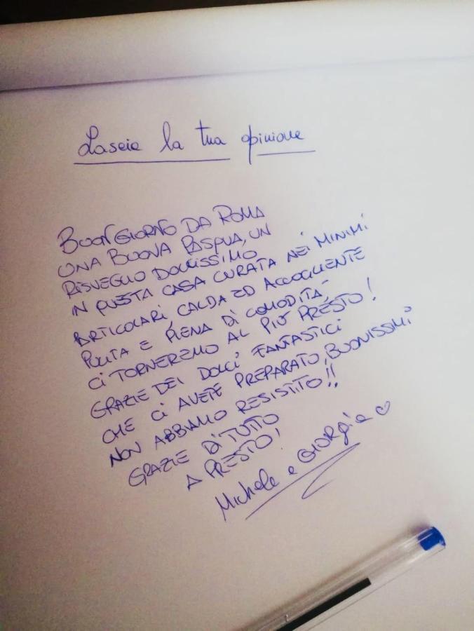 Gesualdo da Venosa Exterior foto